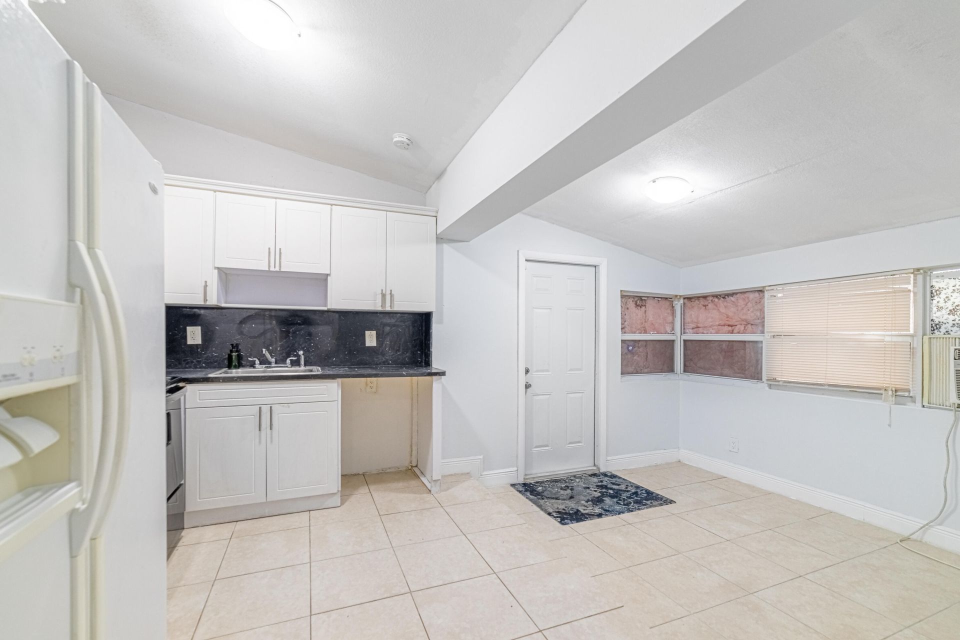 2550 SW 5th Street, Fort Lauderdale, FL 33312 Photo