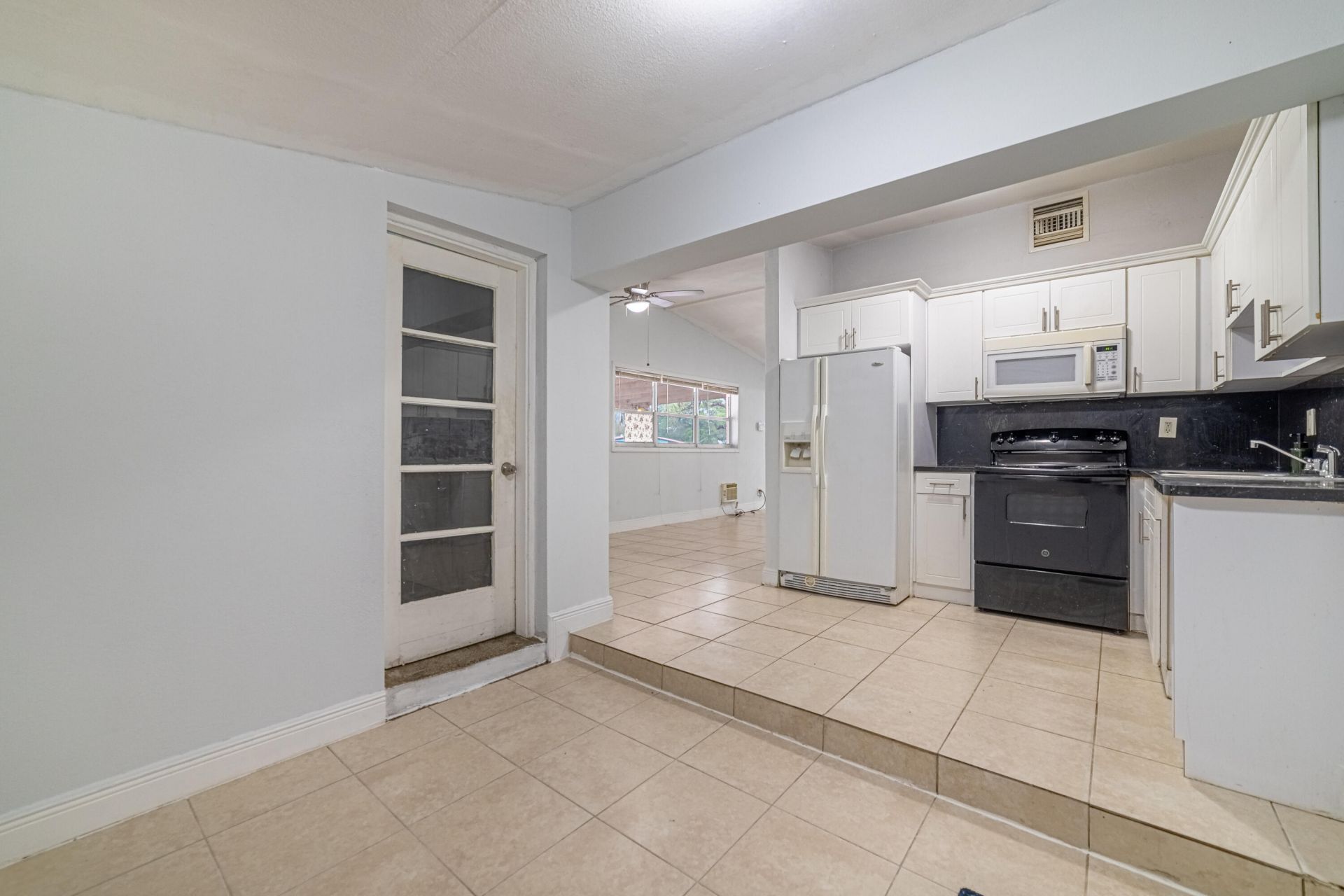 2550 SW 5th Street, Fort Lauderdale, FL 33312 Photo