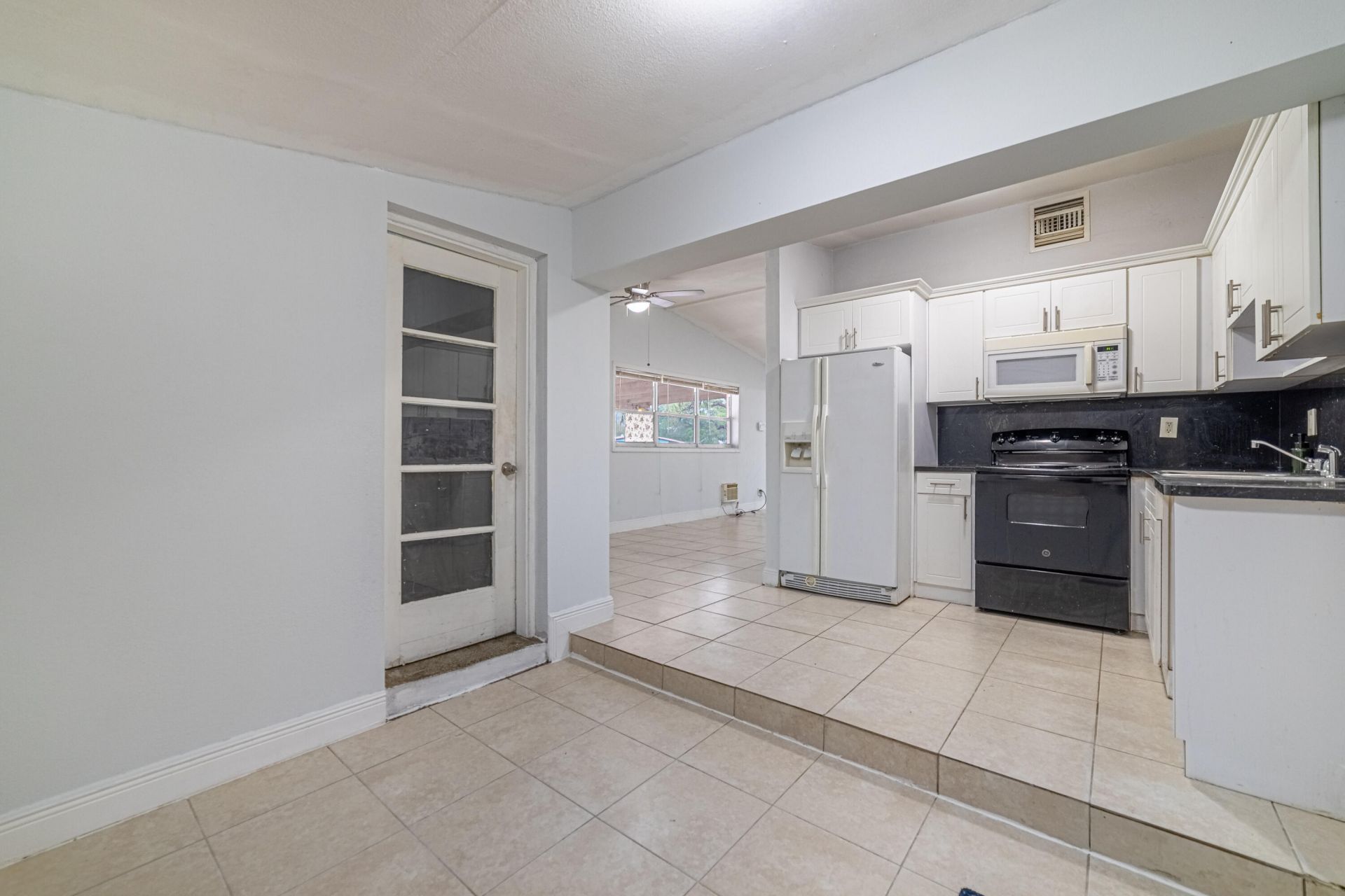 2550 SW 5th Street, Fort Lauderdale, FL 33312 Photo