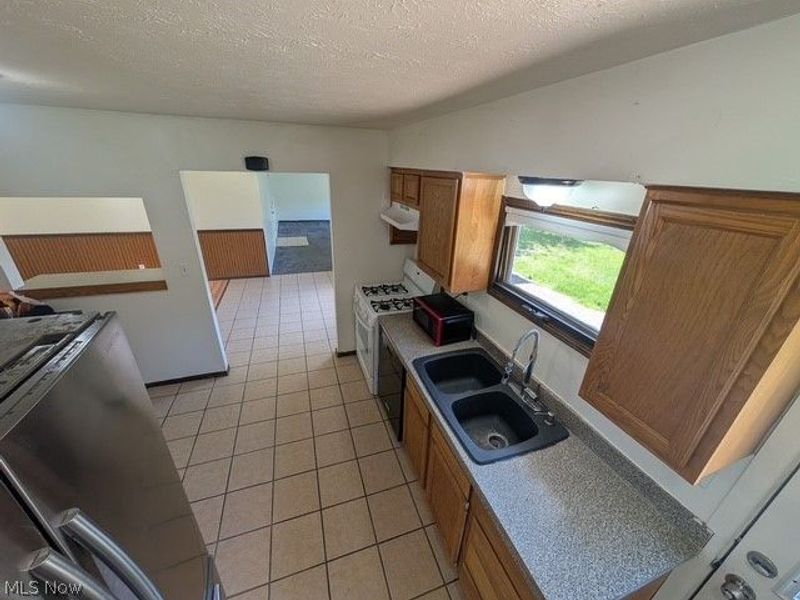 1882 Paul Drive, Brunswick, OH 44212 Photo 12