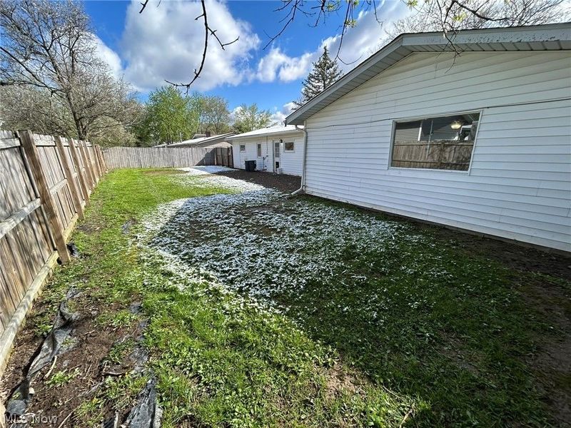 1882 Paul Drive, Brunswick, OH 44212 Photo 6