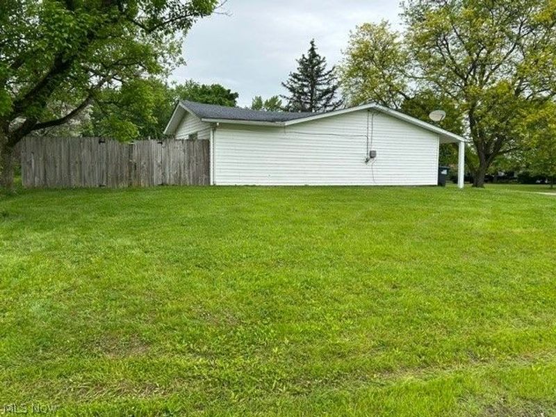 1882 Paul Drive, Brunswick, OH 44212 Photo 7