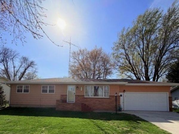 511 Jackson, Lake View, IA 51450
