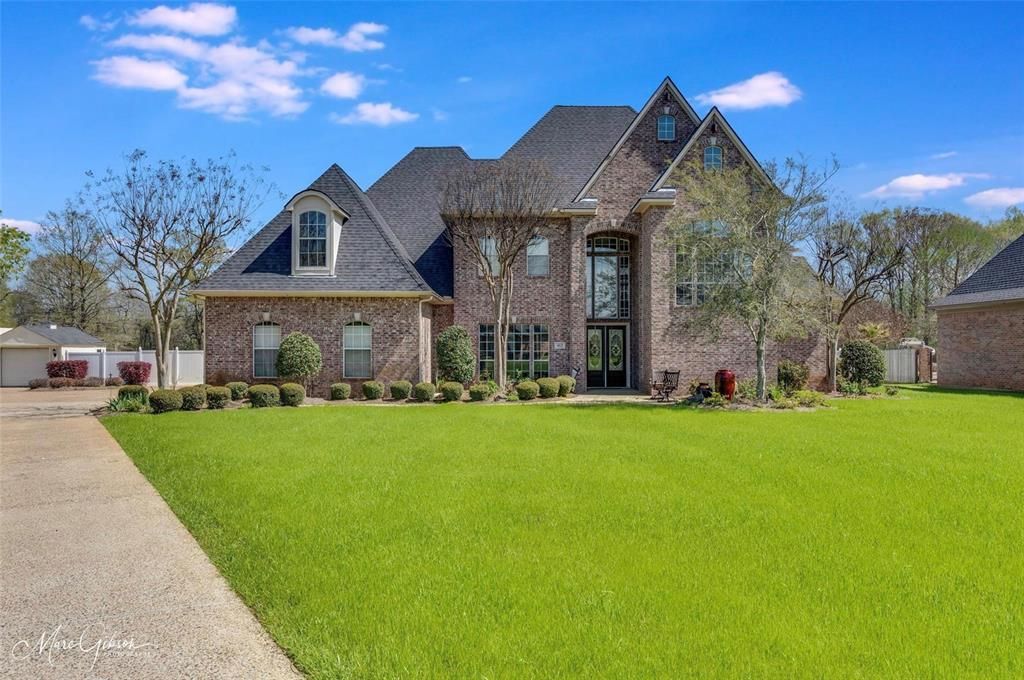 412 Clover Lane, Bossier City, LA 71112 Main Photo