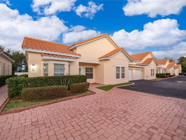 1075 DAVID WALKER DRIVE , Unit C-1, TAVARES, FL 32778