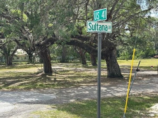 16567 US HIGHWAY 41, SPRING HILL, FL 34610