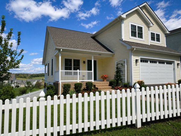 210 BELL CREEK DR, STAUNTON, VA 24401