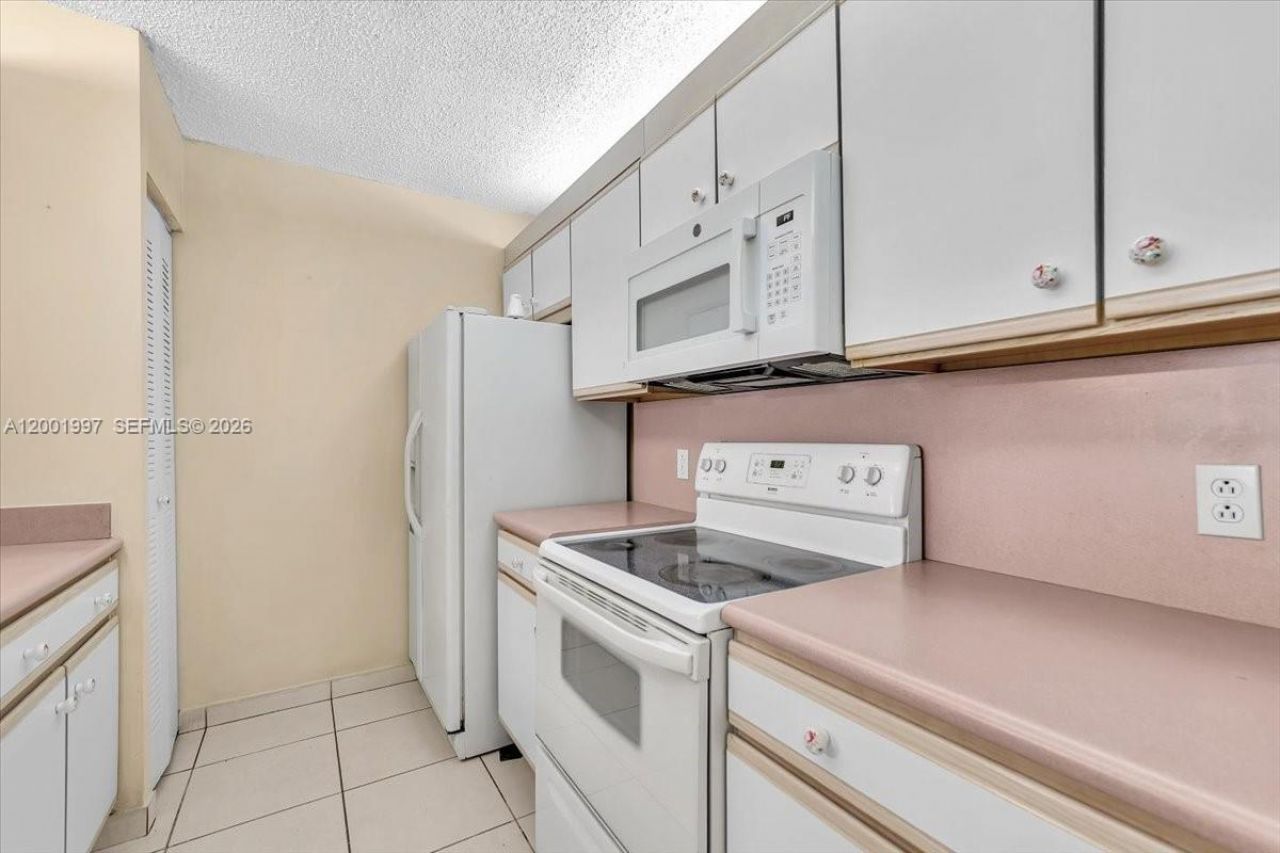 1200 SW 124th Ter, Unit 106O, Pembroke Pines, FL 33027 Photo