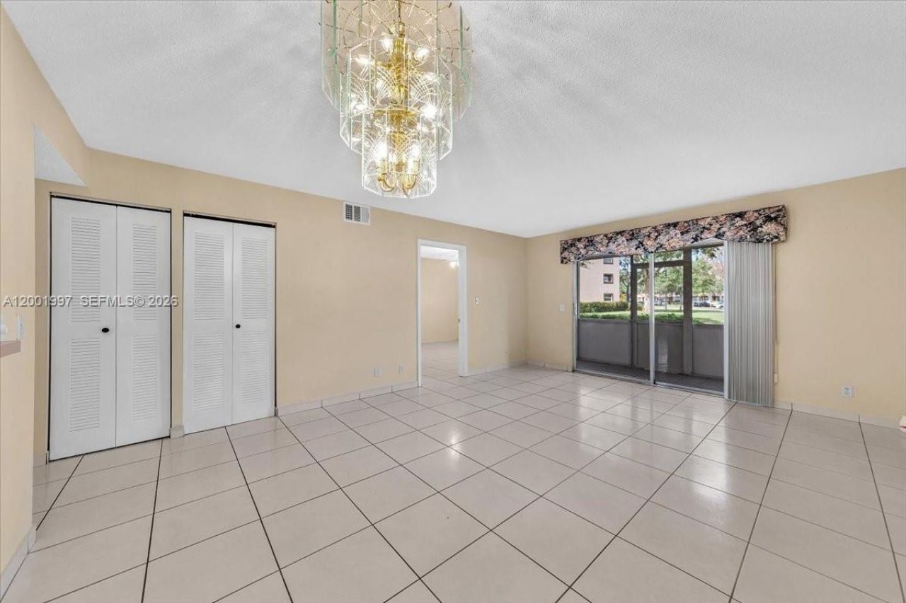 1200 SW 124th Ter, Unit 106O, Pembroke Pines, FL 33027 Photo