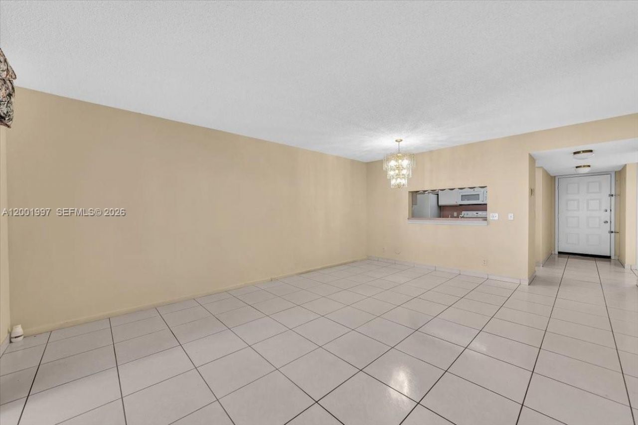 1200 SW 124th Ter, Unit 106O, Pembroke Pines, FL 33027 Photo