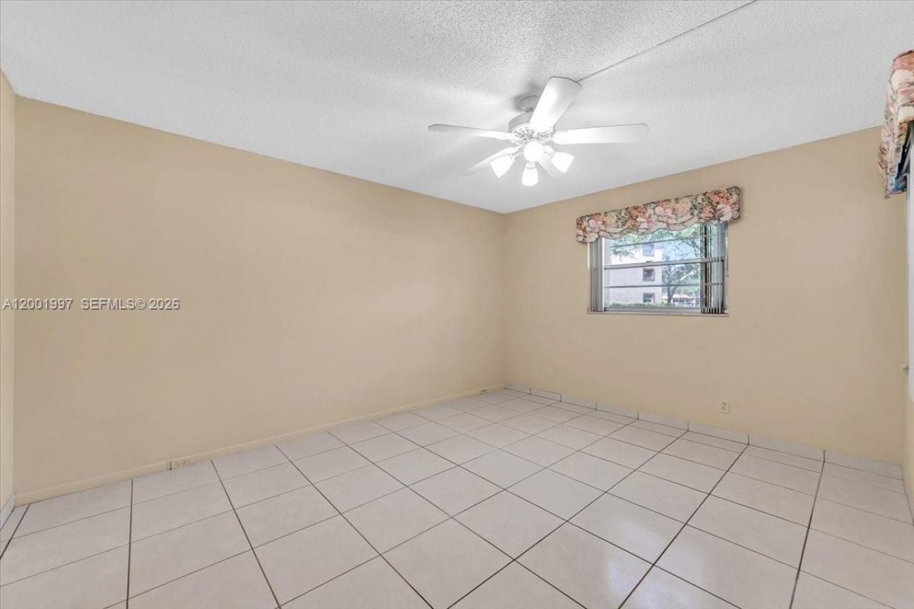 1200 SW 124th Ter, Unit 106O, Pembroke Pines, FL 33027 Photo