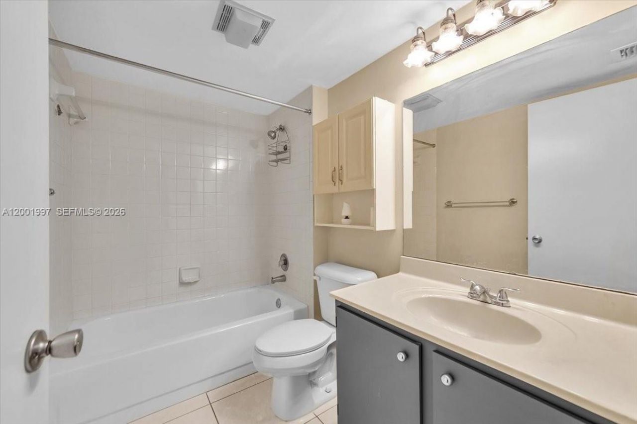1200 SW 124th Ter, Unit 106O, Pembroke Pines, FL 33027 Photo