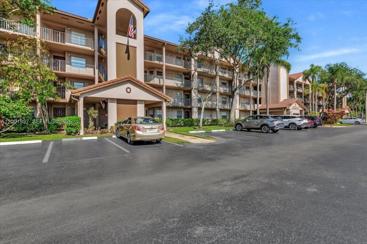 1200 SW 124th Ter, Unit 106O, Pembroke Pines, FL 33027 Photo
