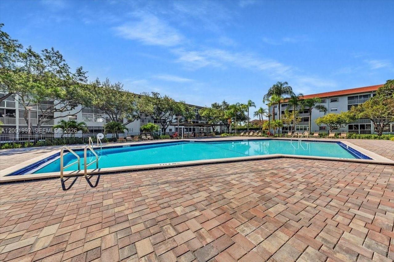 1200 SW 124th Ter, Unit 106O, Pembroke Pines, FL 33027 Photo