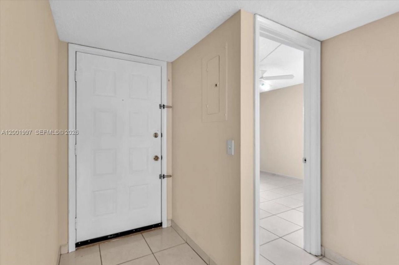 1200 SW 124th Ter, Unit 106O, Pembroke Pines, FL 33027 Photo