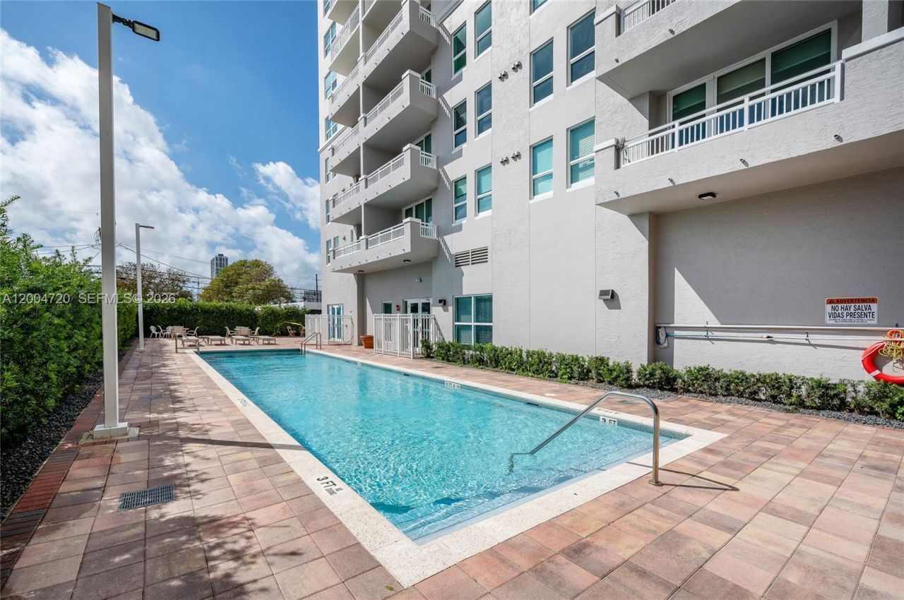 2665 SW 37th Ave, Unit 201, Miami, FL 33133 Photo