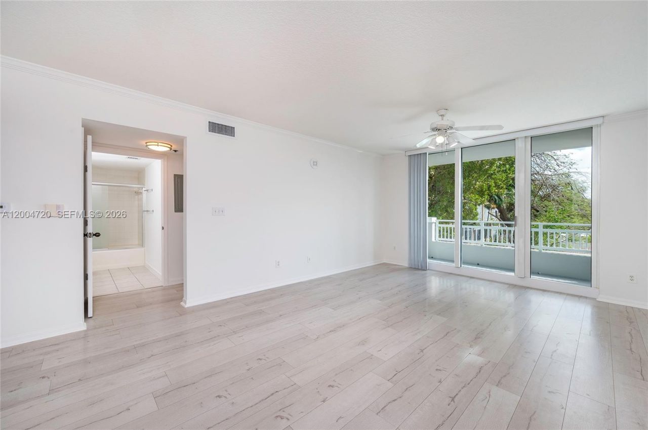 2665 SW 37th Ave, Unit 201, Miami, FL 33133 Photo