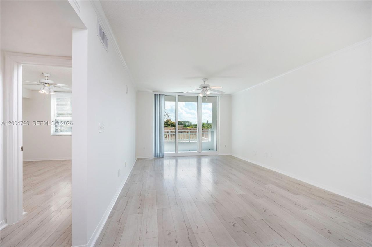 2665 SW 37th Ave, Unit 201, Miami, FL 33133 Photo