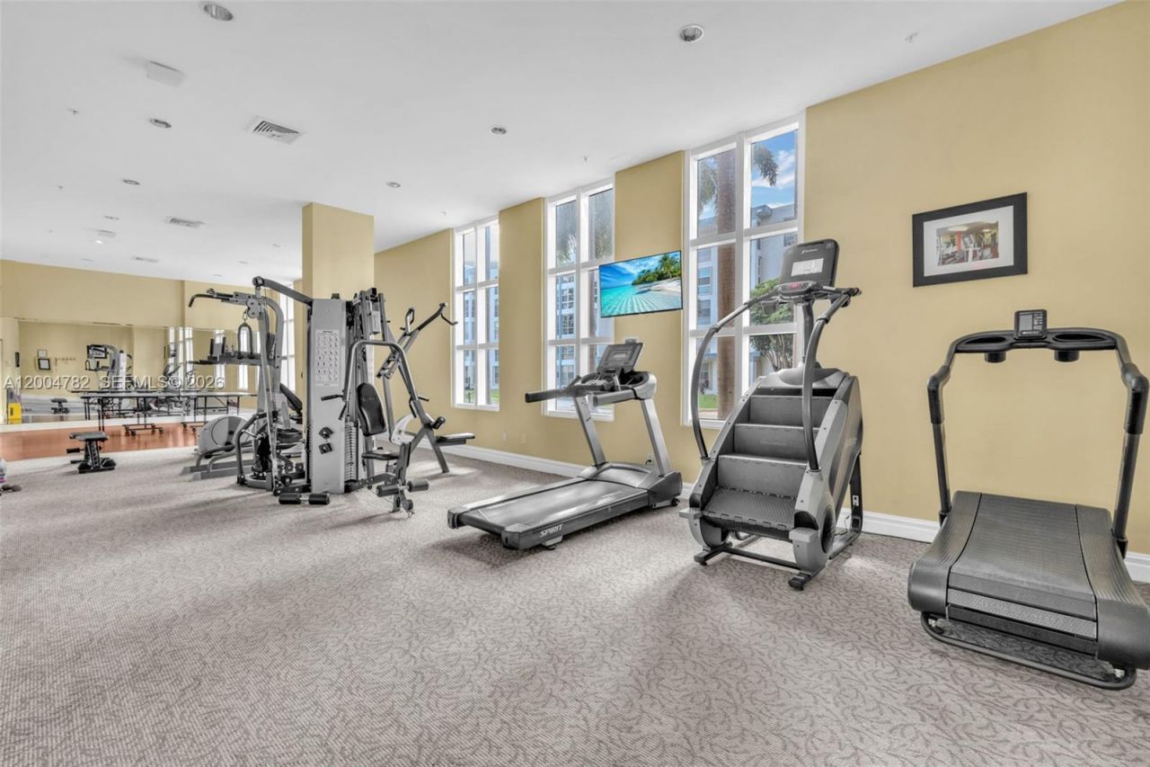 17555 Atlantic Blvd, Unit 707, Sunny Isles Beach, FL 33160 Photo