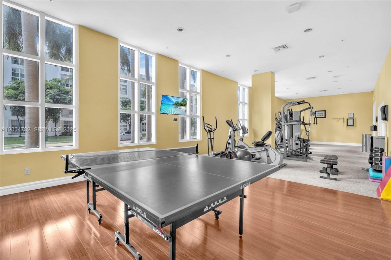 17555 Atlantic Blvd, Unit 707, Sunny Isles Beach, FL 33160 Photo