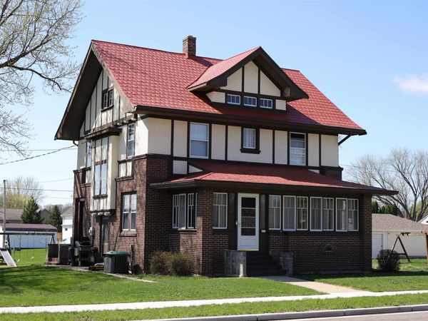 617 E Lake Avenue, Monticello, WI 53570