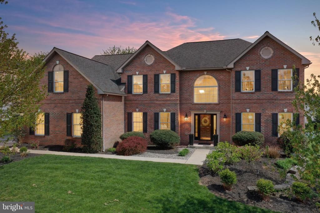 229 Atlantic Avenue, Reading, PA 19608 Main Photo