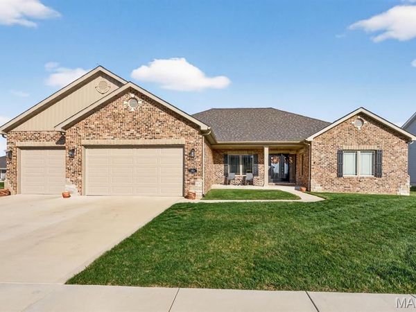 1300 Renwick Way Court , O'Fallon, IL 62269