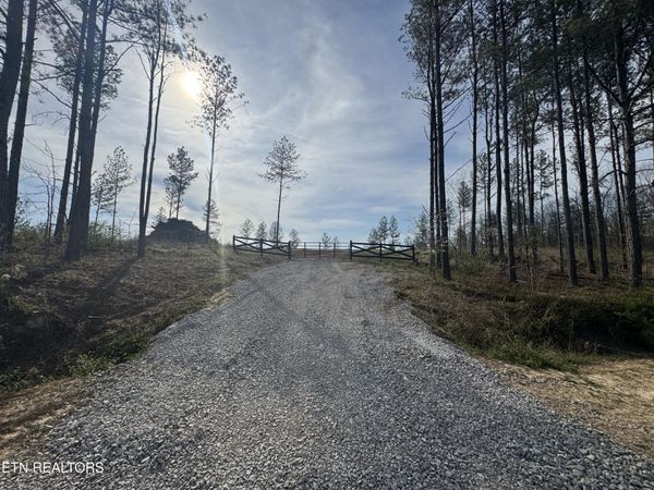 0 Burrville Rd, Sunbright, TN 37872