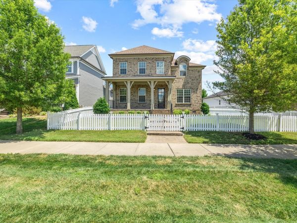 1548 Drakes Creek Rd , Hendersonville, TN 37075