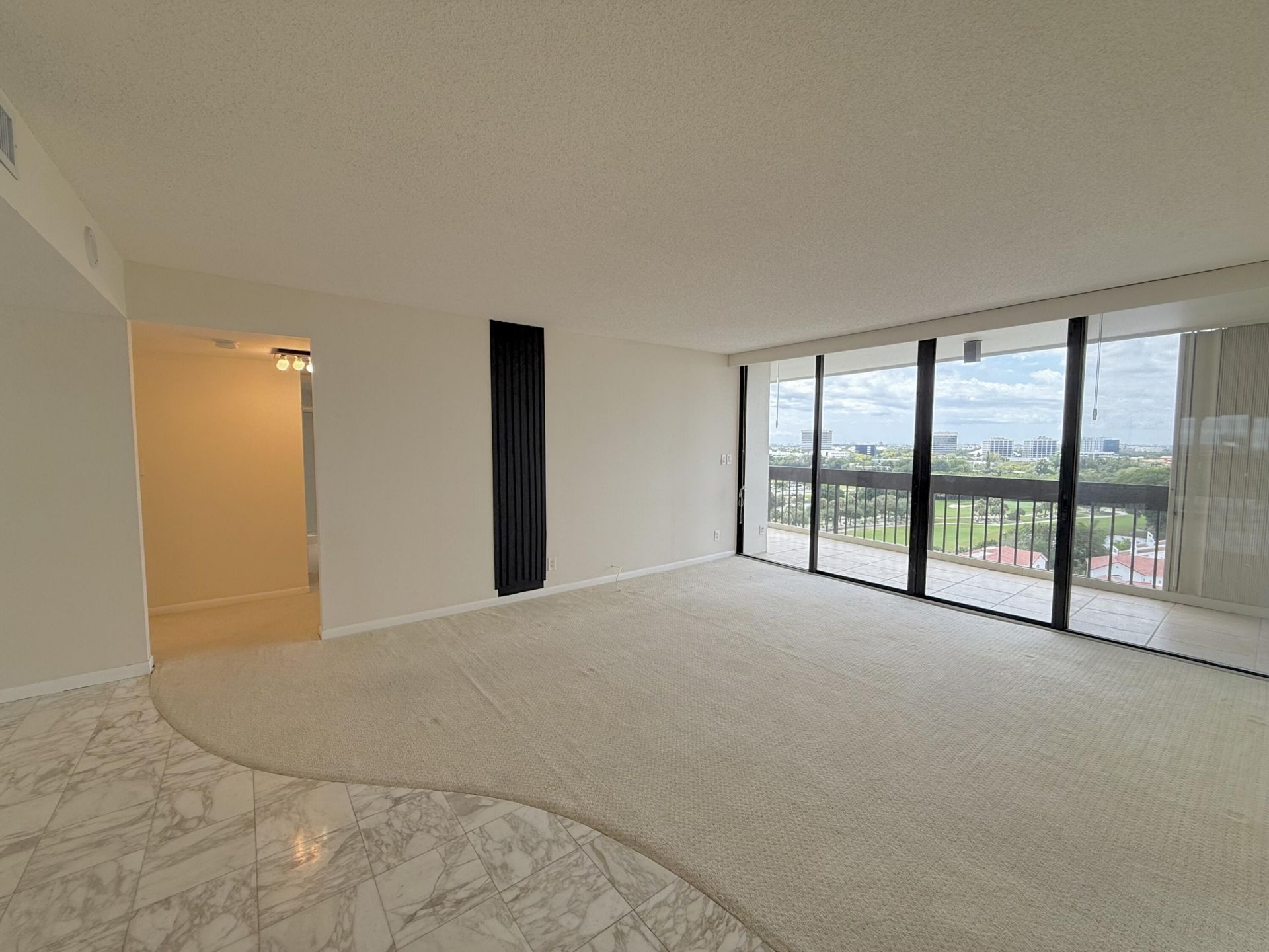 2000 Presidential Way, Unit 1204, West Palm Beach, FL 33401 Photo