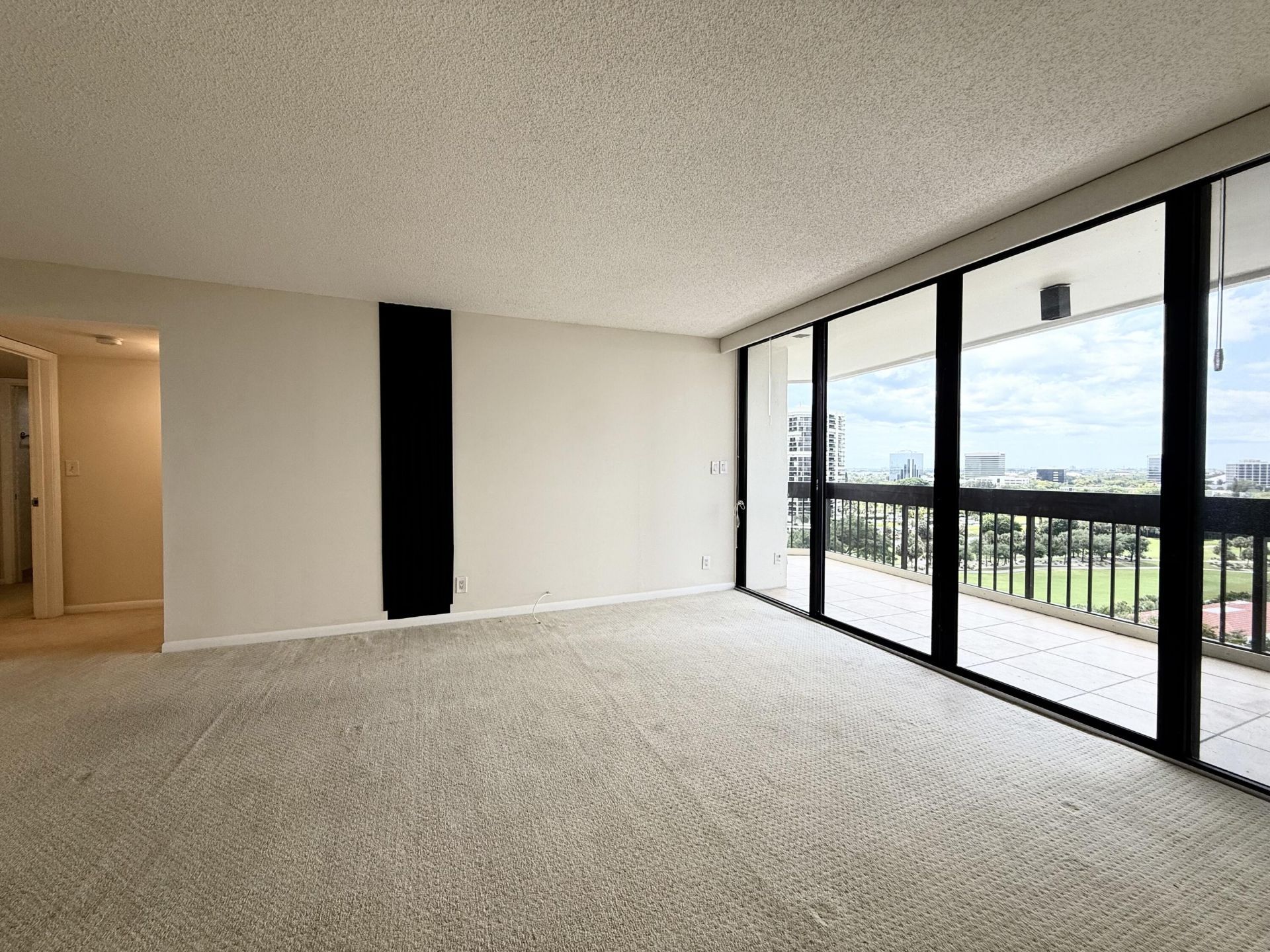 2000 Presidential Way, Unit 1204, West Palm Beach, FL 33401 Photo