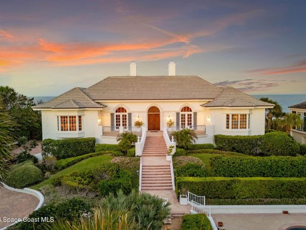 680 Ocean Road , Vero Beach, FL 32963