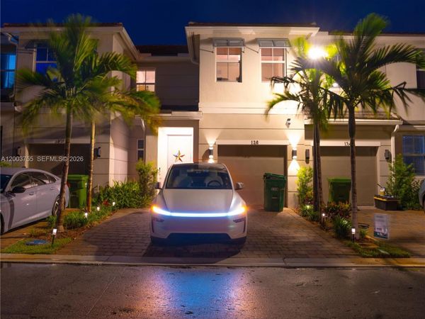 138 SW 171st Way , Pembroke Pines, FL 33027