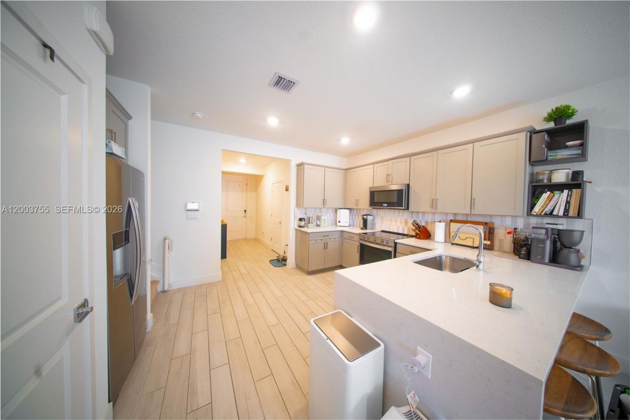 138 SW 171st Way , Pembroke Pines, FL 33027 Photo