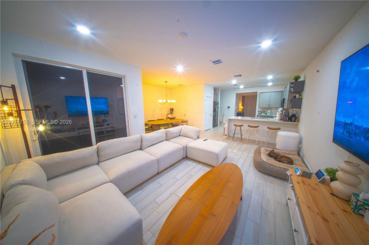 138 SW 171st Way , Pembroke Pines, FL 33027 Photo