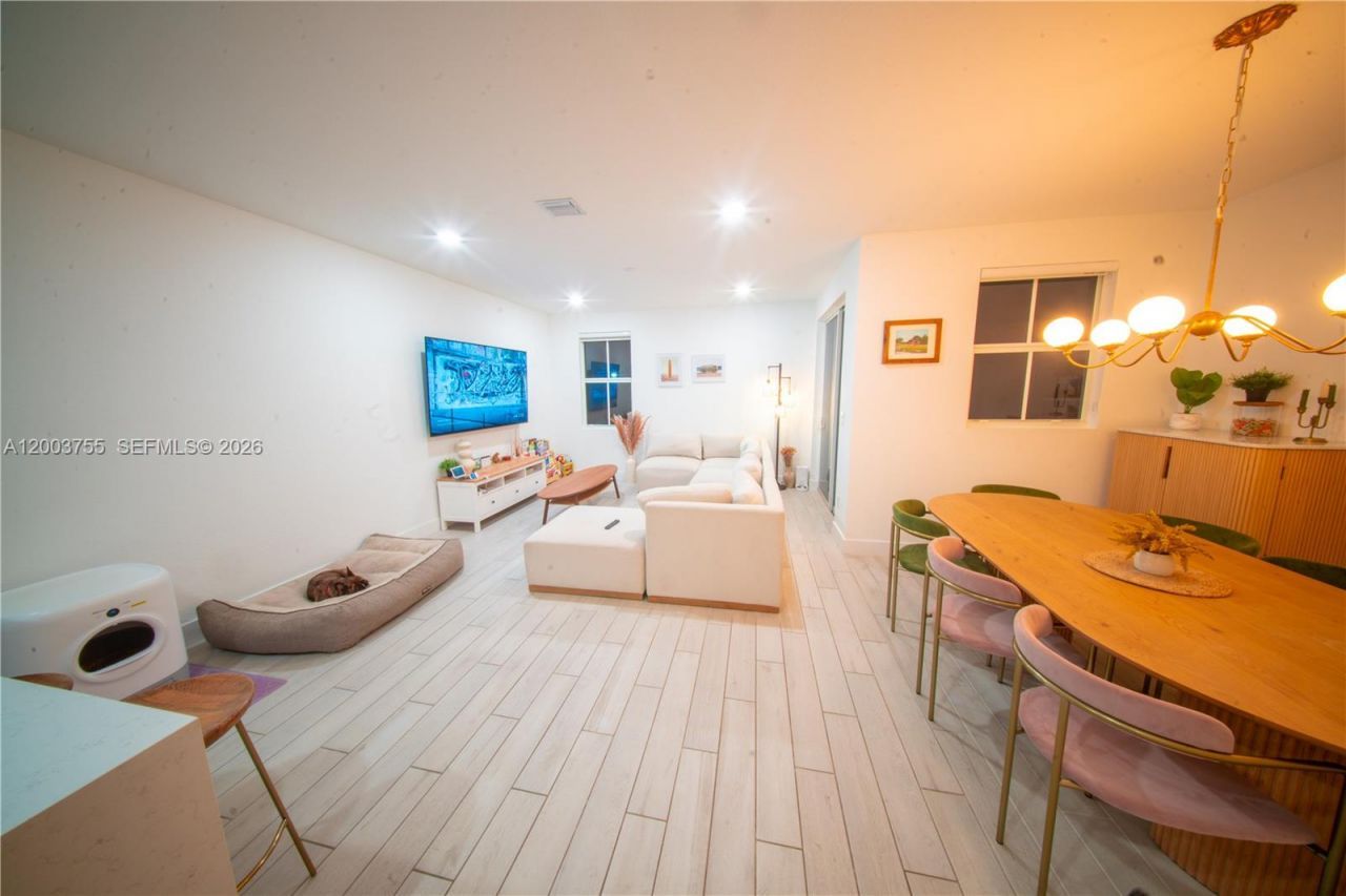 138 SW 171st Way , Pembroke Pines, FL 33027 Photo