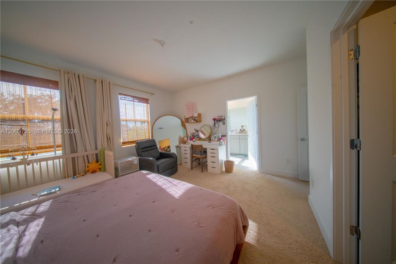 138 SW 171st Way , Pembroke Pines, FL 33027 Photo