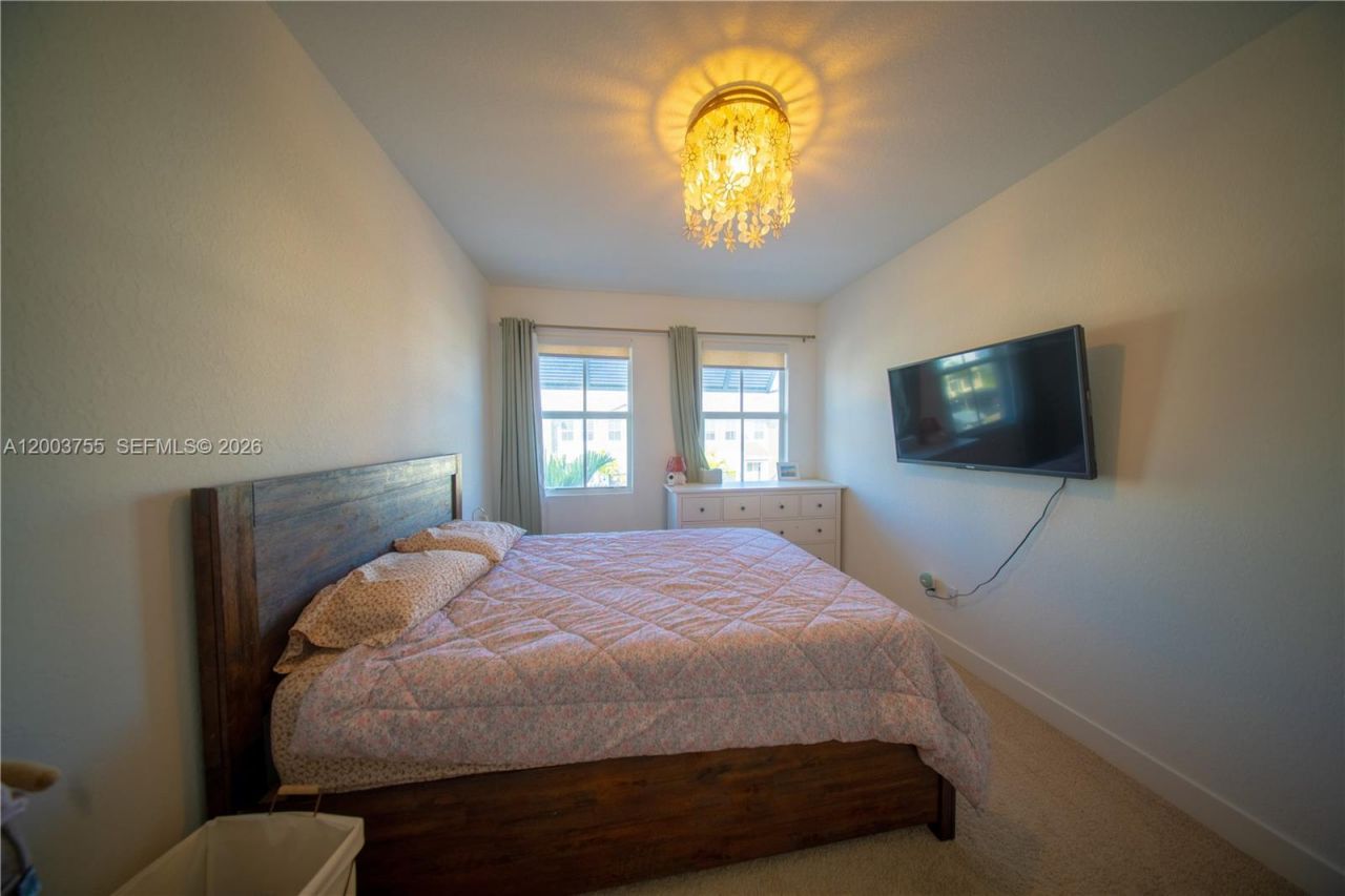 138 SW 171st Way , Pembroke Pines, FL 33027 Photo