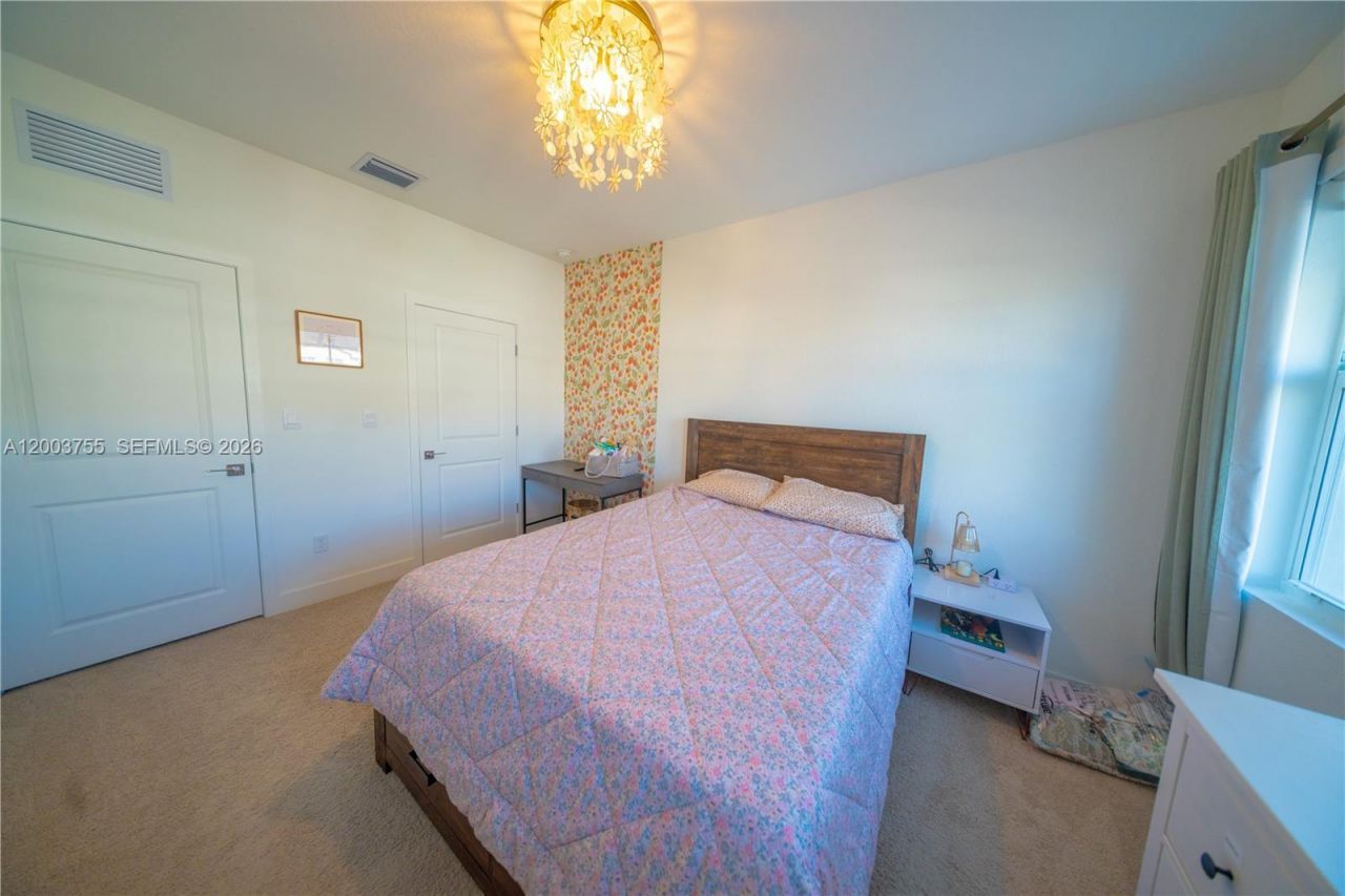 138 SW 171st Way , Pembroke Pines, FL 33027 Photo