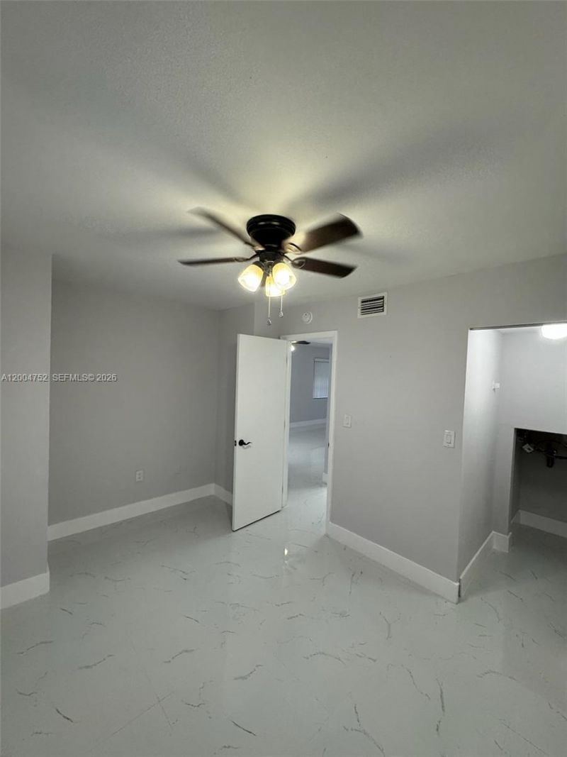 5127 SW 123rd Ave, Cooper City, FL 33330 Photo