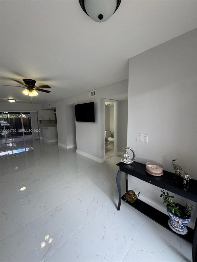 5127 SW 123rd Ave, Cooper City, FL 33330 Photo