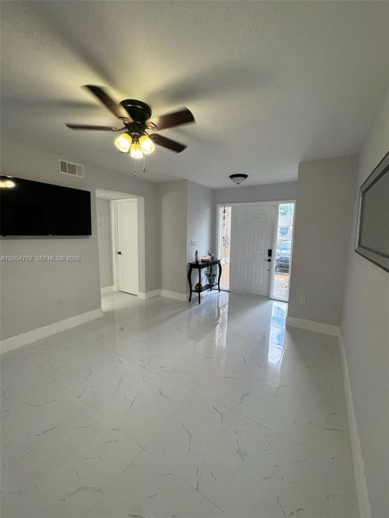 5127 SW 123rd Ave, Cooper City, FL 33330 Photo