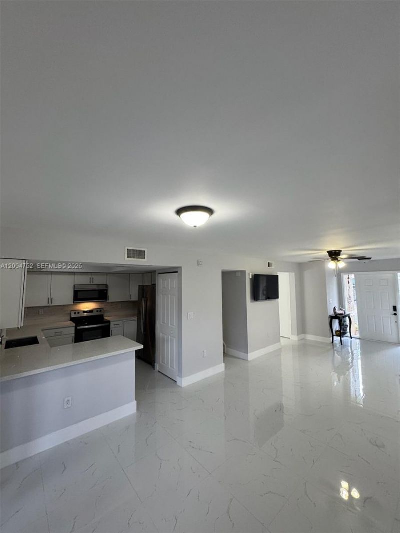 5127 SW 123rd Ave, Cooper City, FL 33330 Photo
