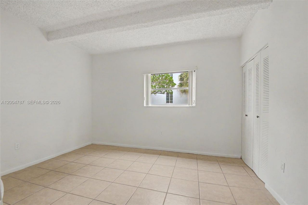 7500 SW 59th Pl , Unit 204, South Miami, FL 33143 Photo