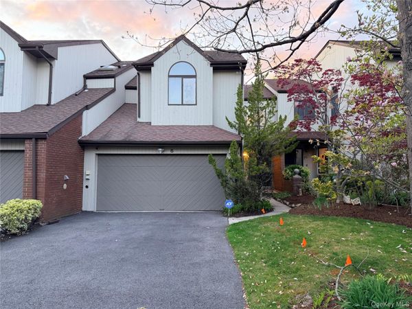 6 Brookridge Road , New Rochelle, NY 10804
