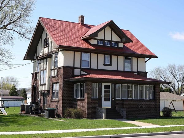 617 Lake Avenue, Monticello, WI 53570