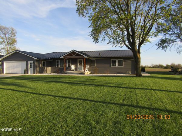 315 Harvest Drive , Metamora, OH 43540
