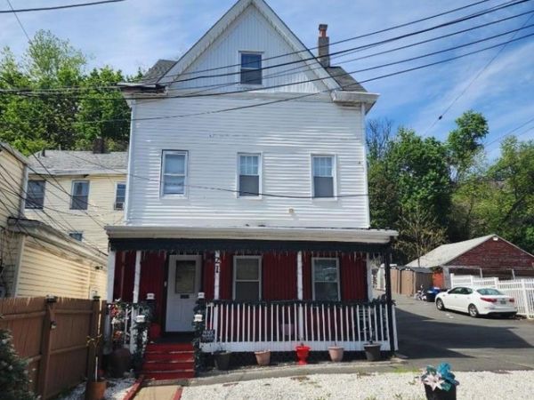 21 Belmont Ave, Paterson, NJ 07522