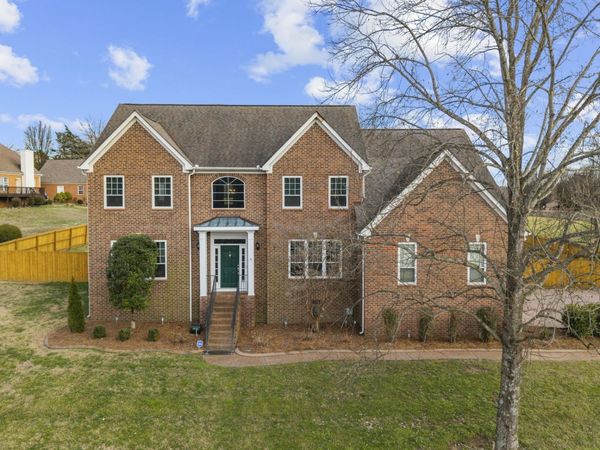 2003 Earl Pearce Cir, Mount Juliet, TN 37122