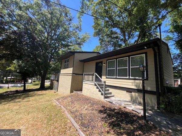 1947 Kenwood Place SE, Smyrna, GA 30082